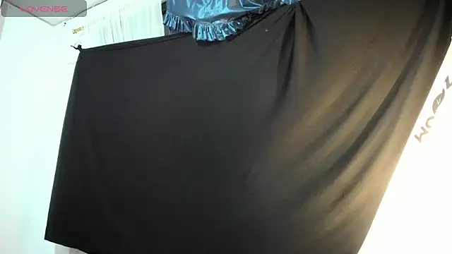 latinaStepmom Chat XXX live