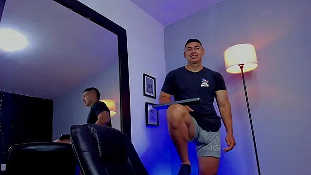 ronnie_crafored Show Webcam