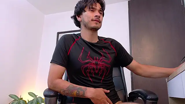 Elian_savoy ওয়েবক্যাম শো