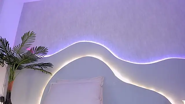 Chat +18 de CannelaSmith ao vivo