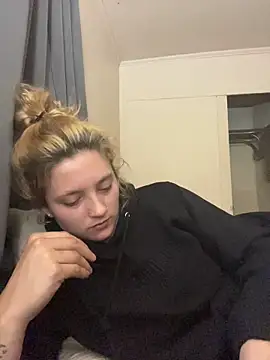 Kehlaniluvsyou69 Show in webcam