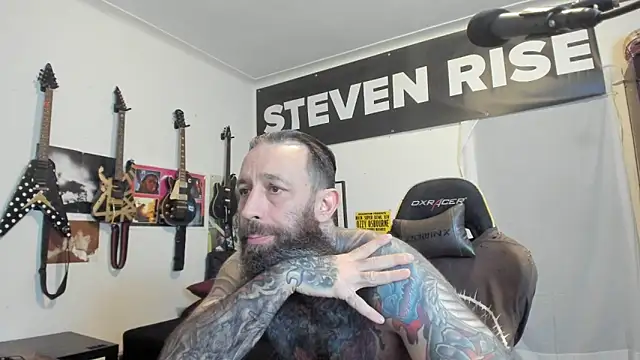 StevenRiseNYC élő XXX-chatje