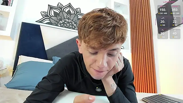 Tomy_Rox Webcam show