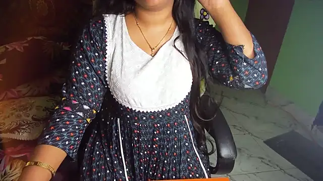 BengaliQueenStar Live XXX-chat