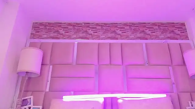 Chat XXX ao vivo de ShaniaBrownn