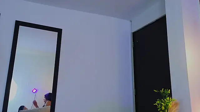 Sara_cutie_'s Webcam Show