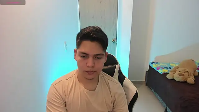 Asta_YunoXXXのウェブカメラショー