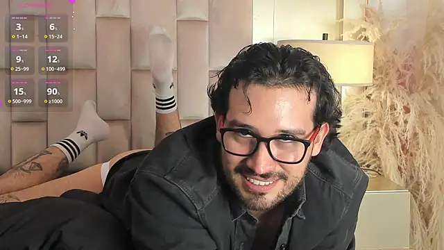 Show de AdrianSith na webcam