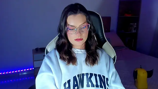 Онлайн чат XXX OphelianaRose33