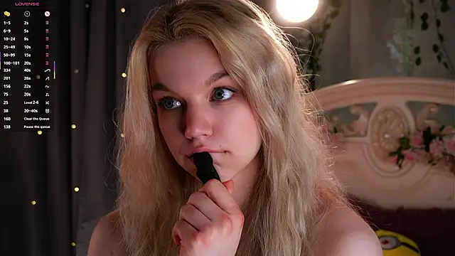 EdlinAlliston Live XXX-Chat