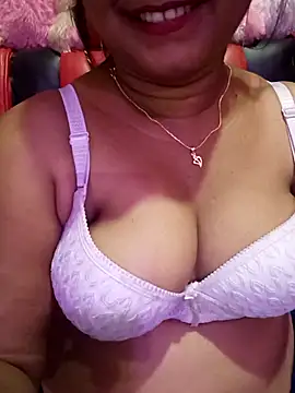 ella_mariya webcam show