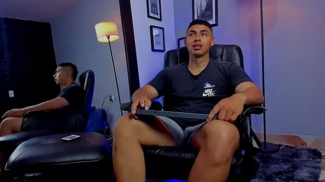 ronnie_crafored Live XXX-Chat