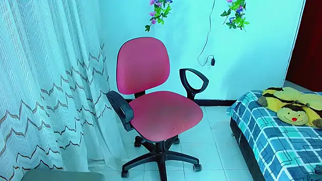 TaylorMon's Webcam Show