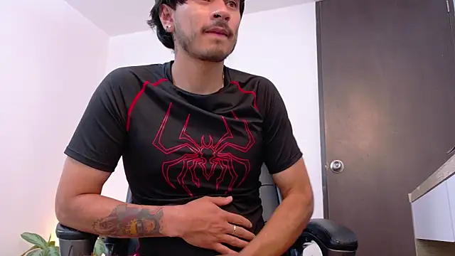 Elian_savoy Show Webcam