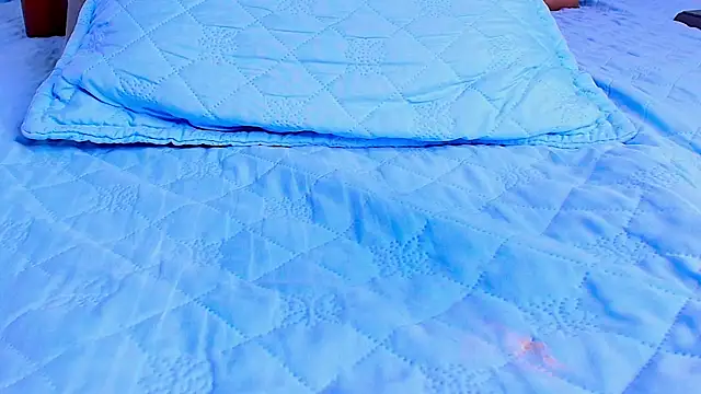 anisha_x Adlı Modelin Canlı XXX Sohbeti