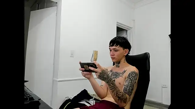 Chatroom XXX en direct de StraightBoy_Nick