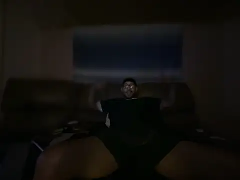 ThrowedWorldWide's Webcam Show