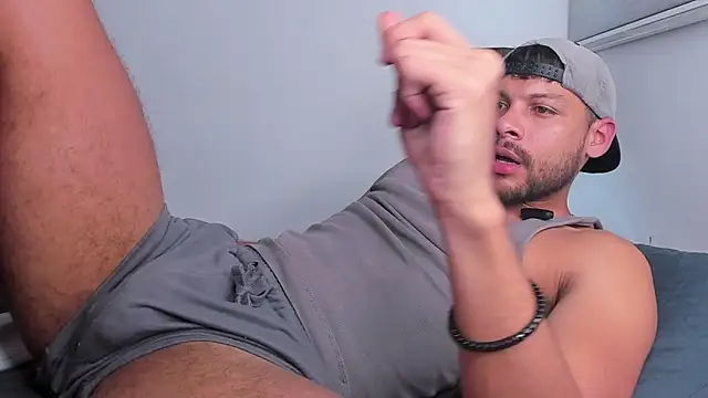 Show modela haku_kanjy na web-kameri