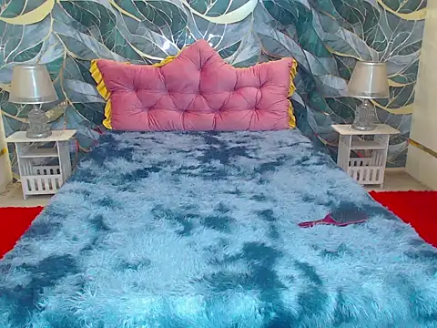 xxxSEXBOMBxxx's Webcam Show