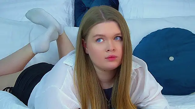 CrystalLyons Chat XXX in diretta