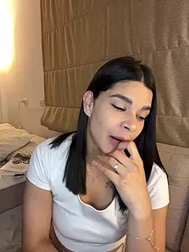 Leah_Honey26 – Naživo XXX chat