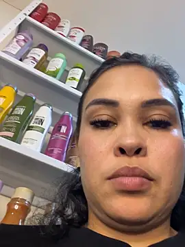 FOX_LATINA élő XXX-chatje