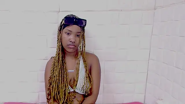 دردشة EroticSexyPrada الجنسية المباشرة