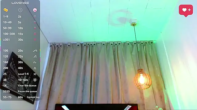 katha_Crawford Webcamshow