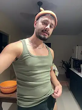 Chat +18 de guzzfit ao vivo