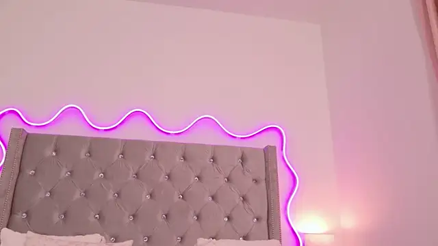 Show Webcam de JuliaSUMMERS2022