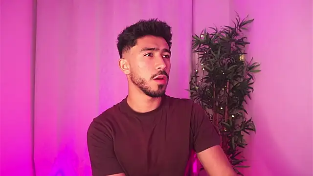 Pokazy przed kamerką – dam0n_fr0st