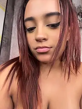 NaughtyNinnaXXX's Webcam Show