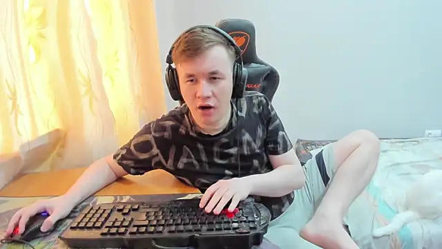 iliaskrislove – Kamerová šou