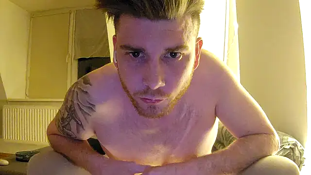 Foxtrott_242 Live XXX Chat