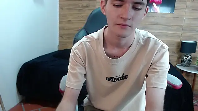 Živý XXX chat trevor_mob