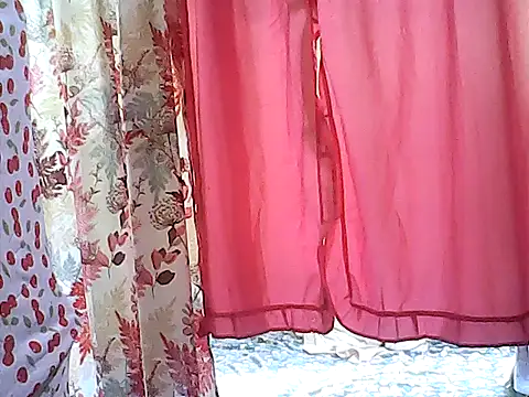 hott_scarlett Show in webcam