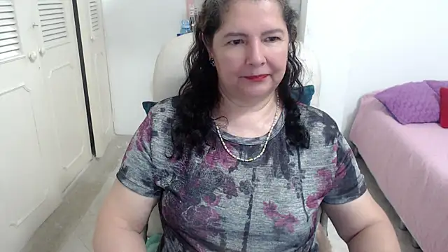 leonela_69 现场XXX聊天