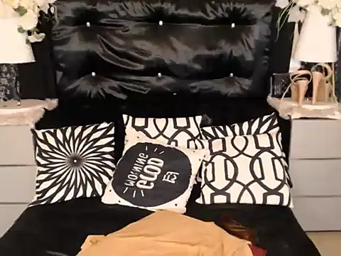 Playfullmaniac's Webcam Show