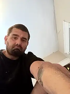 eddsmiles7: διαδικτυακό σόου στην κάμερα