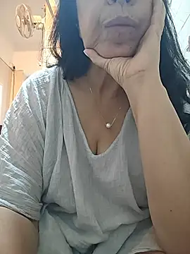 Chat +18 de NakedMILFx ao vivo