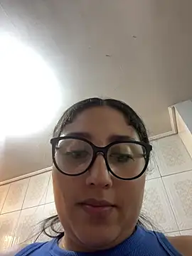 croftsmila's Live XXX Chat