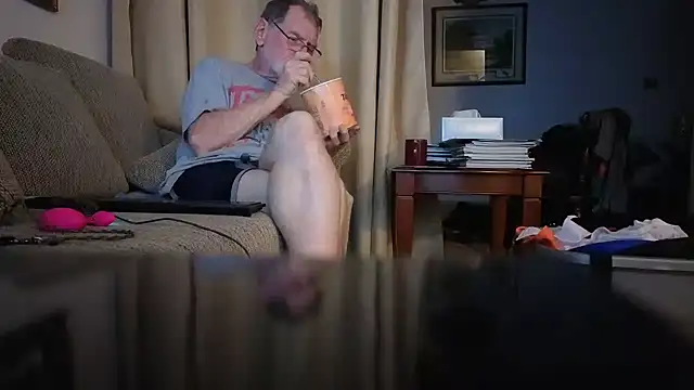 CDforU: вебкам-шоу