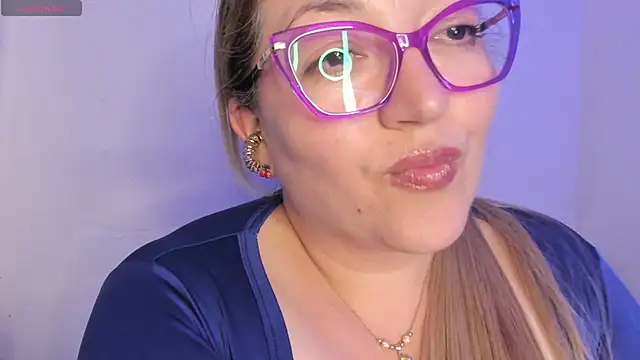 Naty_Mature_ Adlı Modelin Canlı XXX Sohbeti