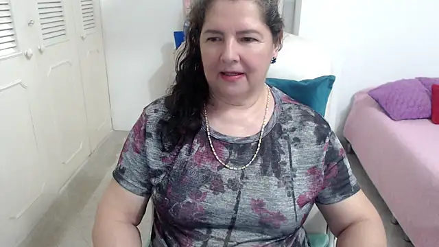 แชท XXX สดของ leonela_69