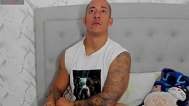 Pertunjukan Kamera Web luigiferrara