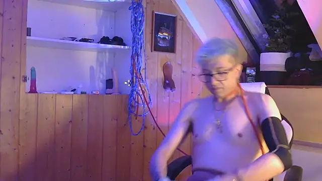 AskAveryAnything Show Webcam