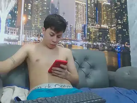 santiago_xxxcoln Webbikameraesitys