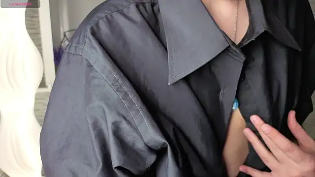 EthalBuffkin: вебкам-шоу