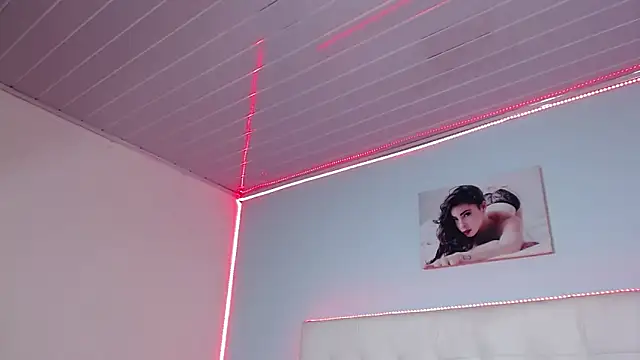 Lillytits webcam show