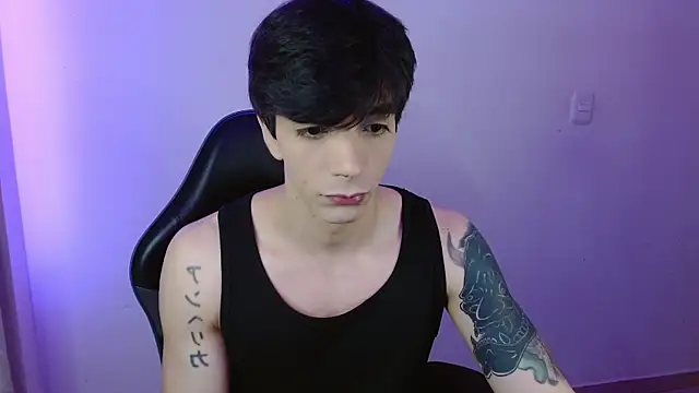 H3ll_B0I Chat XXX live